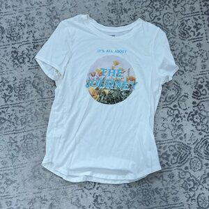 Old navy t shirt